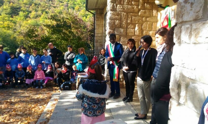 A Perugia intitolata una scuola dell'infanzia allo scoiattolo rosso